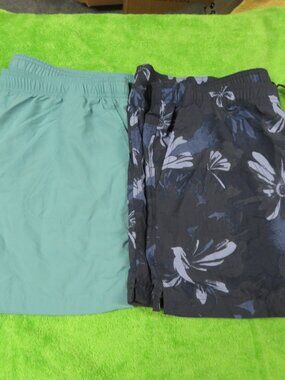 (2) Columbia XL Shorts